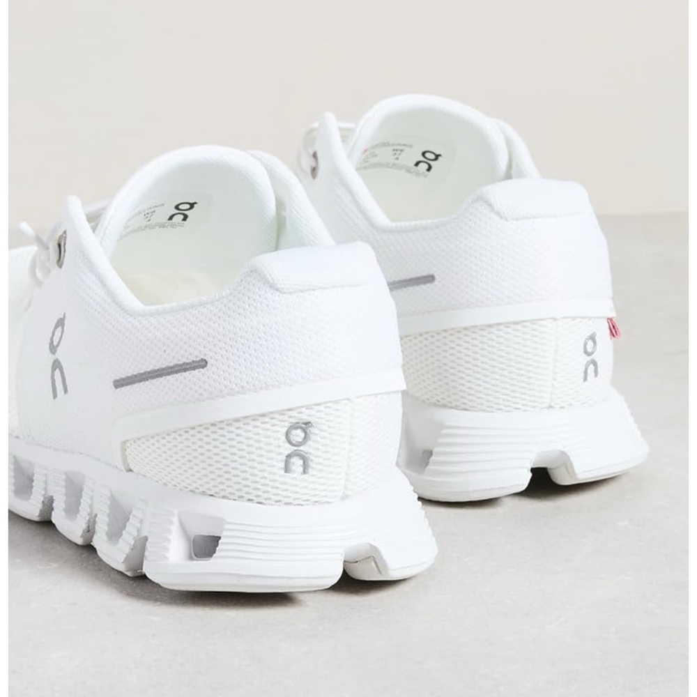 On Running Cloud 6 unique color, White / White athletic Sneakers ☠️Original box - Picture 5 of 12